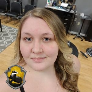 Meet your Posher, Ayla